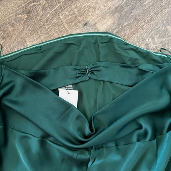 Sugarlips Plus Open Back Satin Maxi Dress- Size 3X - Picture 4 of 8